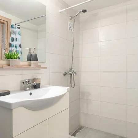 Katerina - فيلة *